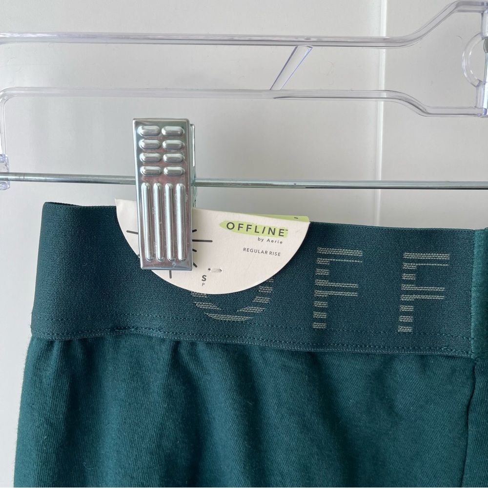 NWT OFFLINE By Aerie OG Logo Legging Sz Small Green - Picture 9 of 9